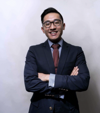 Dr. Chau